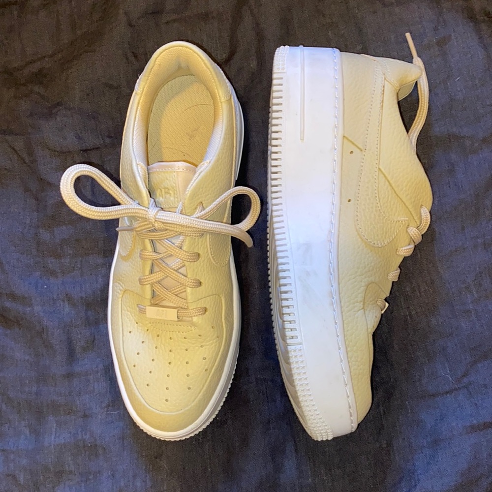 Tan Air Force 1